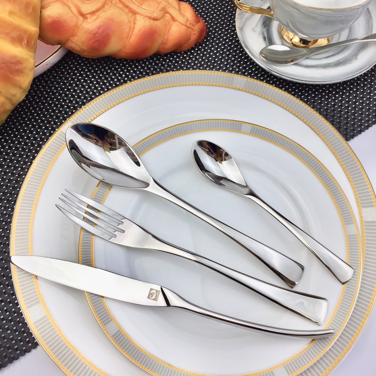 ลาย15 สแตนเลส 201