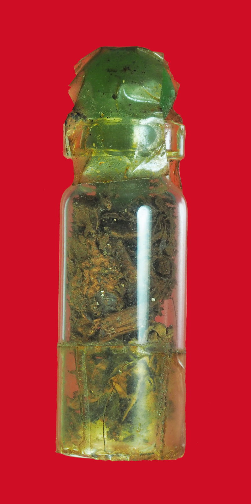 *32325 ขวดชานหมาก เก่าไม่ทราบอาจารย์ 12