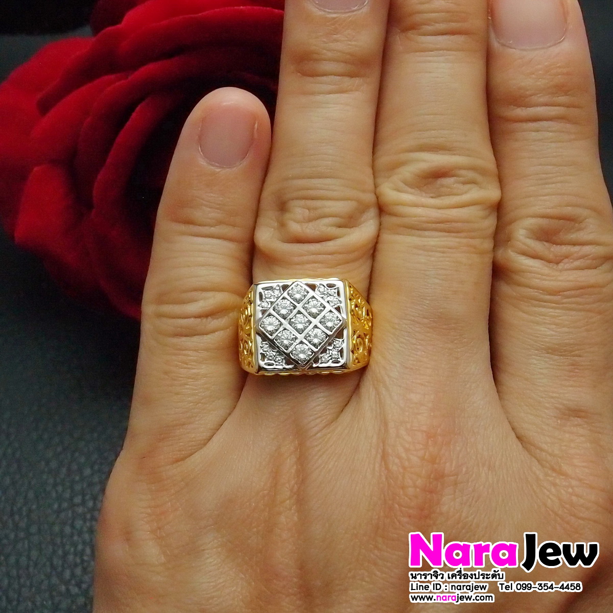 แหวนเพชรชาย ประดับเพชรแท้ 0.84 กะรัต บ่าข้างงานฉลุลาย ใส่แล้วดูภูมิฐาน