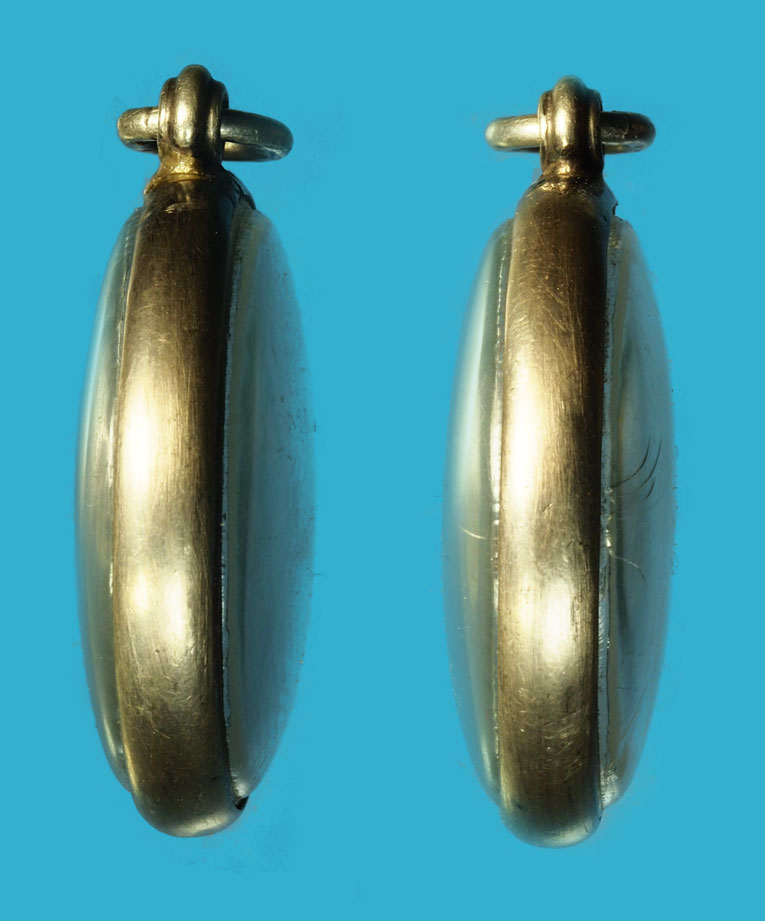 *35878 เหรียญสมเด็จพระนเรศวรมหาราช ครบ 100 ปี พิษณุโลกพิทยาคม 2542 เลี่ยมจับขอบเงิน 54