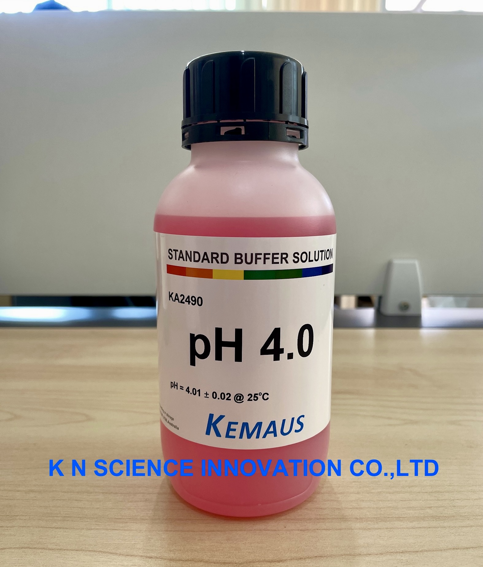 pH buffer 4.0 Colour Coded Red Indicator KemAus 500 ML KA 2490