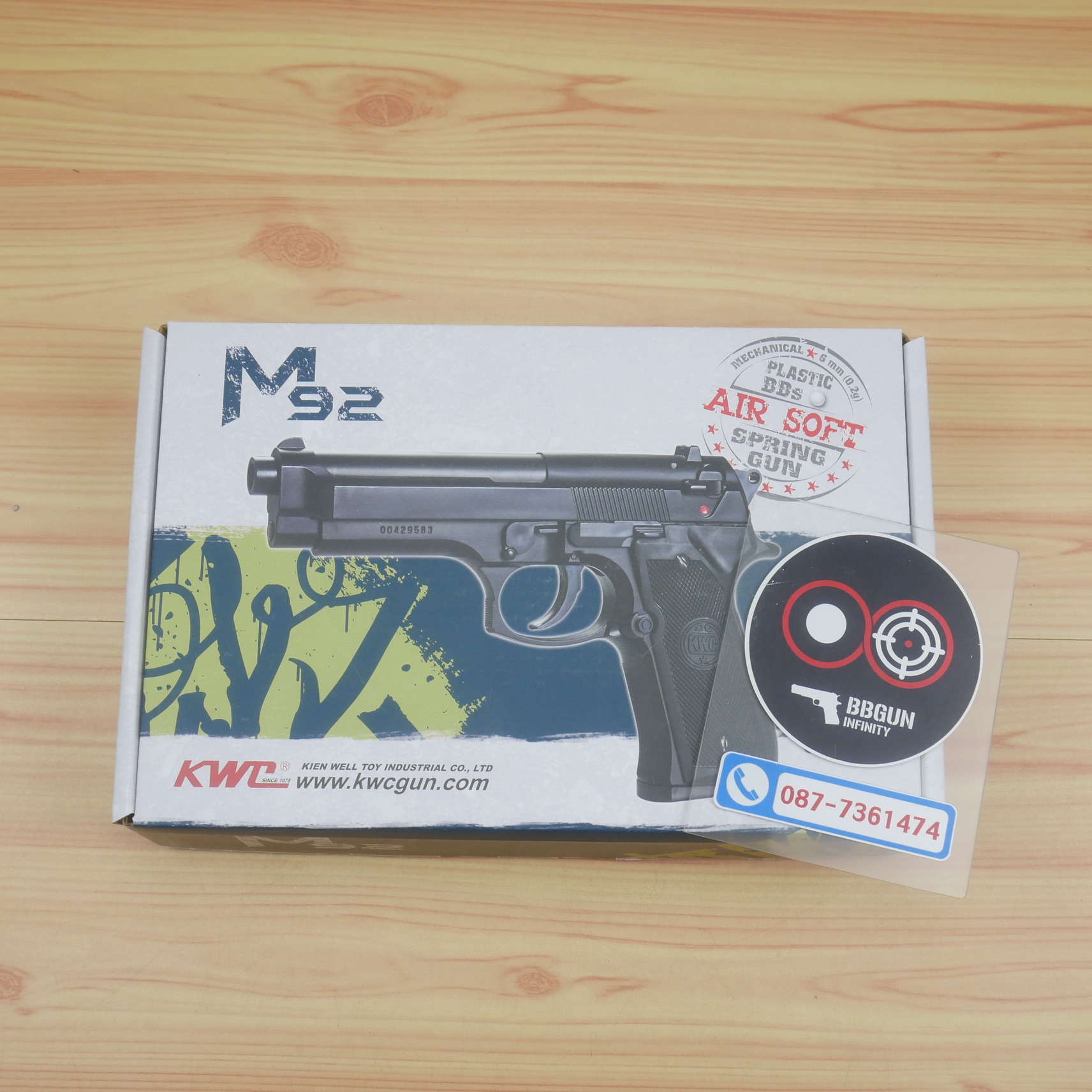 ปืนอัดลม ชักยิงทีละนัด KWC M92 Spring Pistol โมเดล Beretta M92