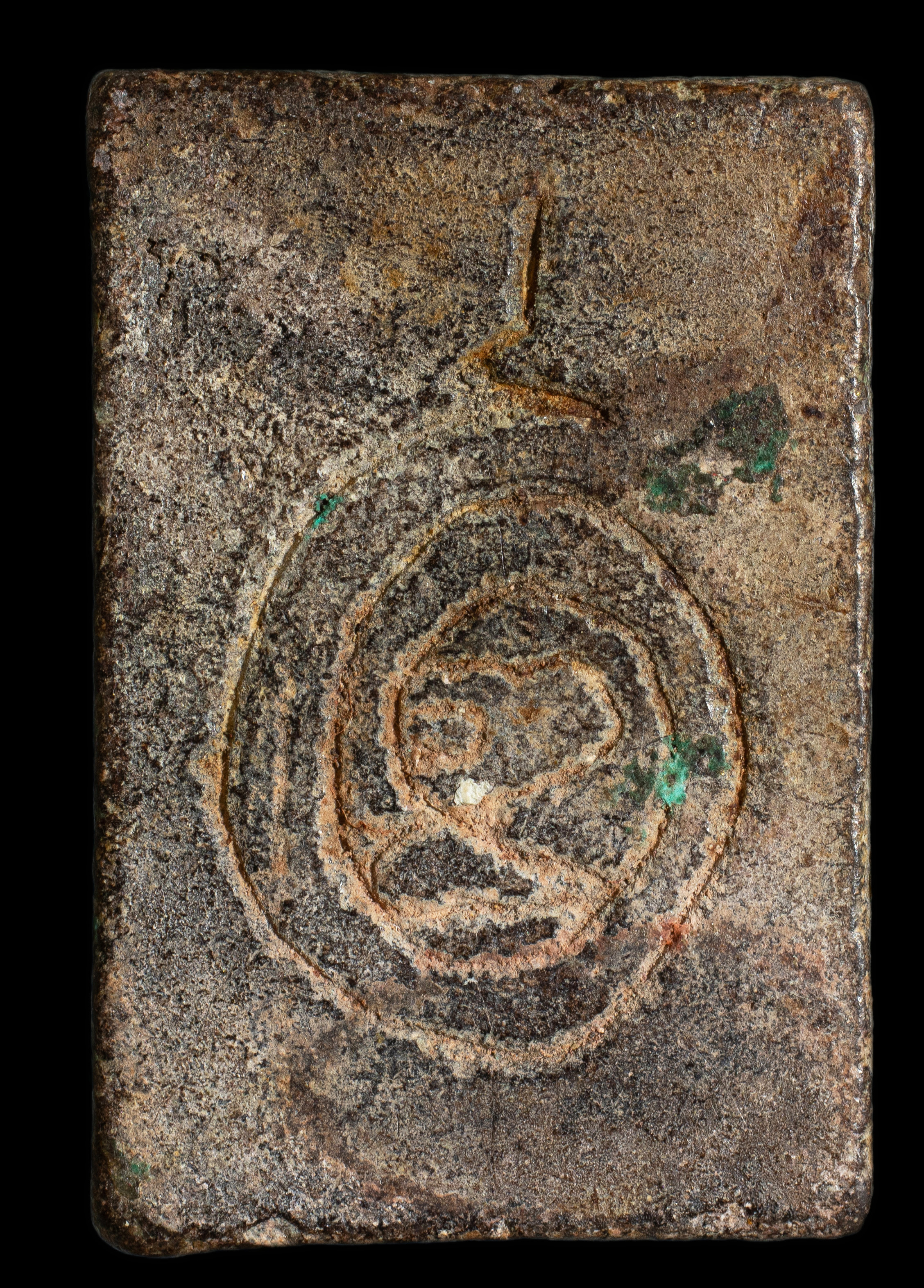 พระปิดตาพิมพ์สี่กรนั่งยอง หลวงปู่เทพโลกอุดร กรุวังสีทา เนื้อผงใบลานผสมว่าน