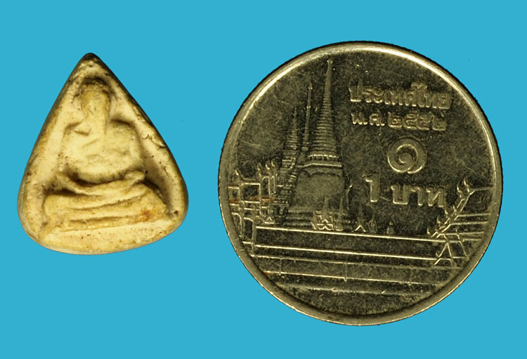 ขายแล้ว*36798 พระผงรูปเหมือนพิมพ์หยดน้ำจิ๋ว หลวงปู่ดู่ วัดสะแก จ.อยุธยา 50