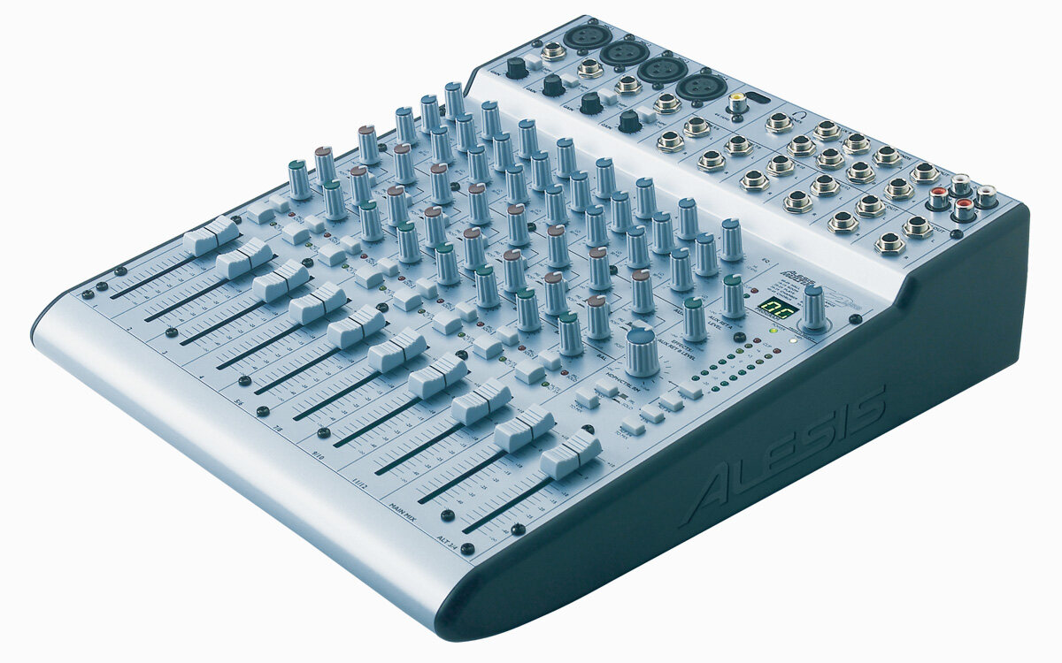 ALESIS MULTIMIX 12 USB