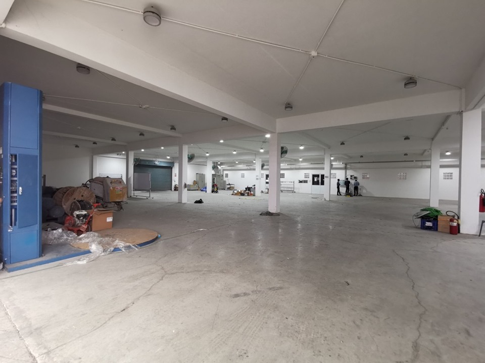 Sell land factory with buildings Inside the industrial estate ขายโรงงาน ที่ดินพร้อมสิ่งปลูกสร้าง อยู่ภายในนิคมอุตสาหกรรม