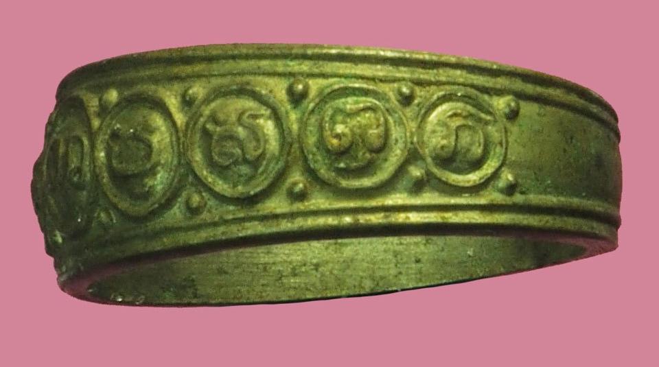 ขายแล้ว*37813 แหวนมงคลเก้า หลวงพ่อใหญ่ วัดตาล ปี2516 เนื้ออัลปาก้า หลวงพ่อทบ จ.เพชรบูรณ์ ร่วมปลุกเสก 56