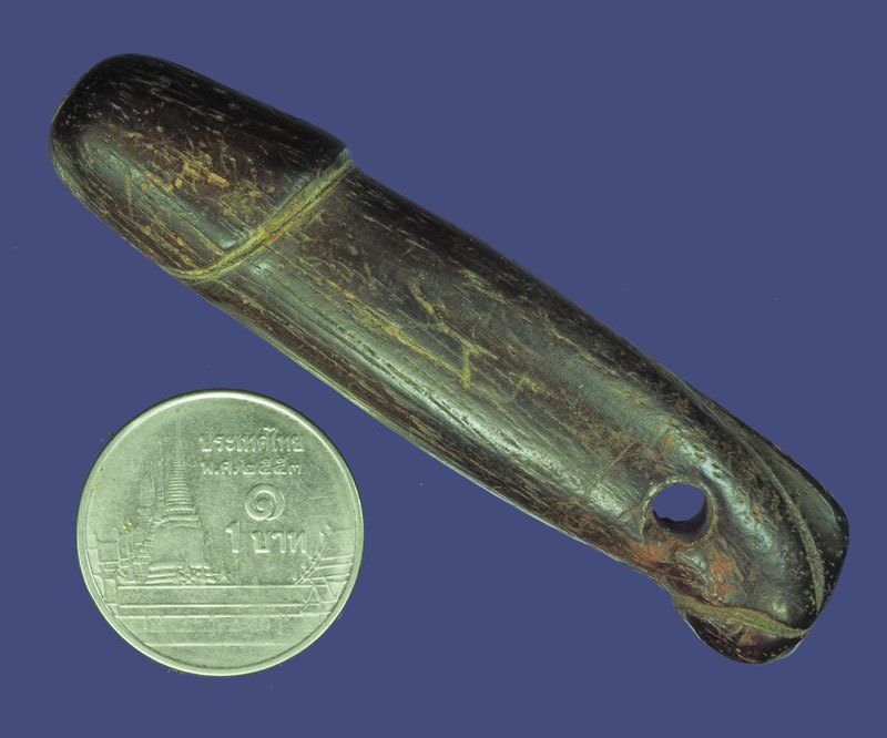 *39728 ปลัดขลิกไม้ตาลแกะ มีจารลางๆ เก่า ไม่ทราบที่และปีสร้าง 12