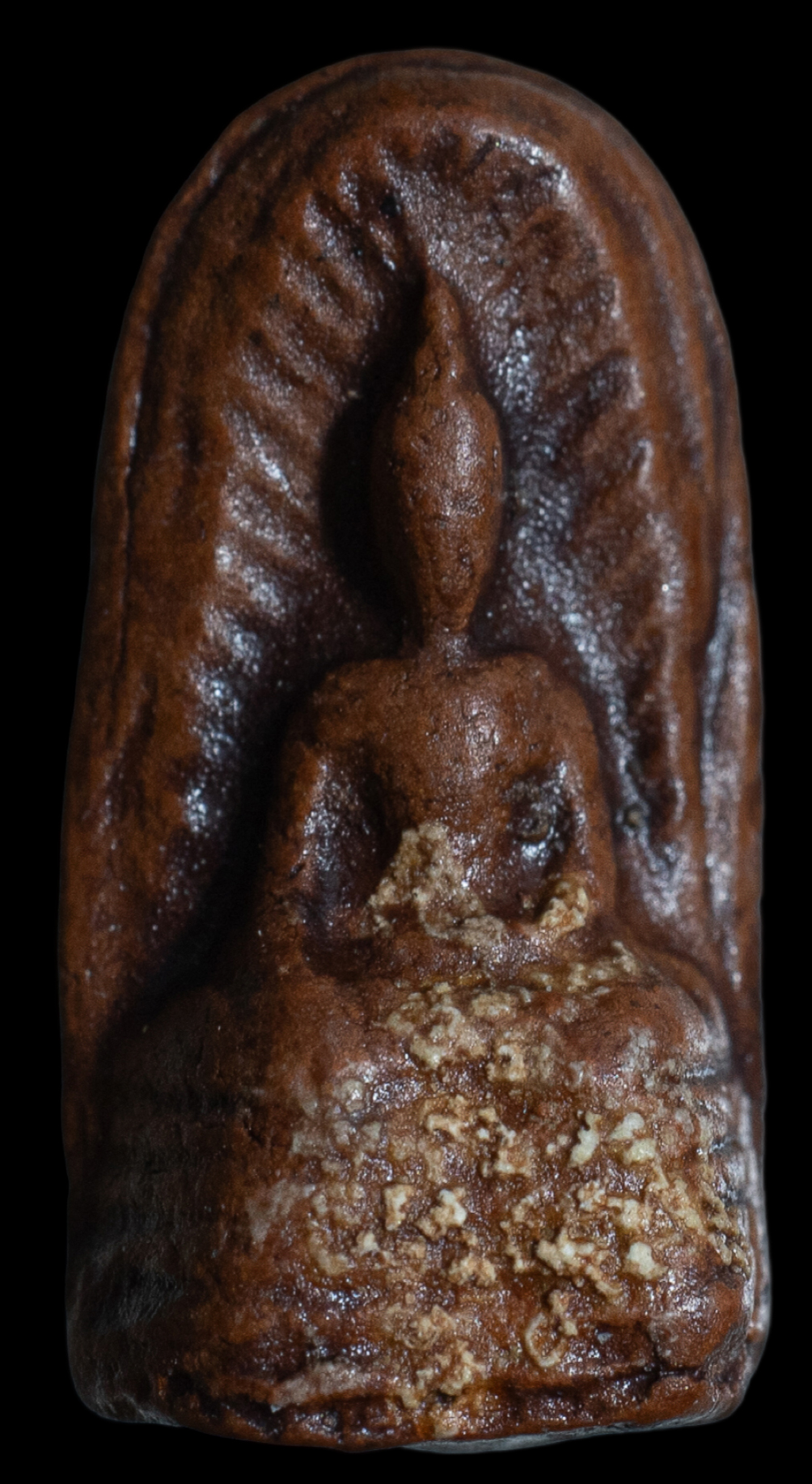 พระรอดพิมพ์เล็ก หลวงพ่อกวย วัดโฆสิตาราม เนื้อดินทาแล็ค ช่วงปี 2500