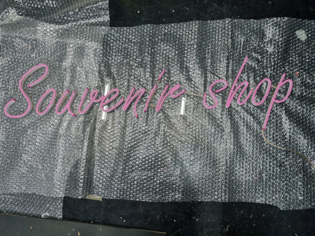 ไฟดัดนีออนเฟล็ก Souvenin shop