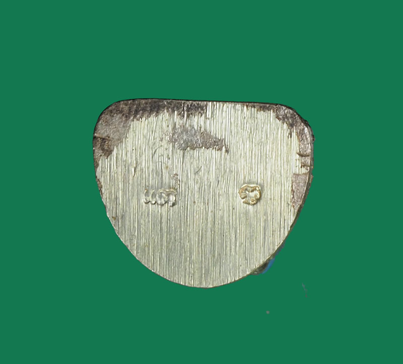 *30986 รูปหล่อหลวงพ่อแพ วัดพิกุลทอง สิงห์บุรี ปี 2535 เนื้อเงิน 82