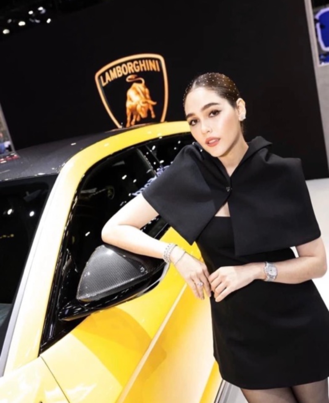 🧧 M 🧧 RAMI-PAPHA เดรสสีดำดีไซน์เรียบหรูมาคู่กับ++ ผ้าคลุมไหล่ ดีเทลคอปก