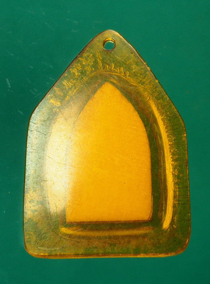 *30255 นางกวักแกะ เลี่ยมพลาสติกเก่า ไม่ทราบที่และปีสร้าง 12