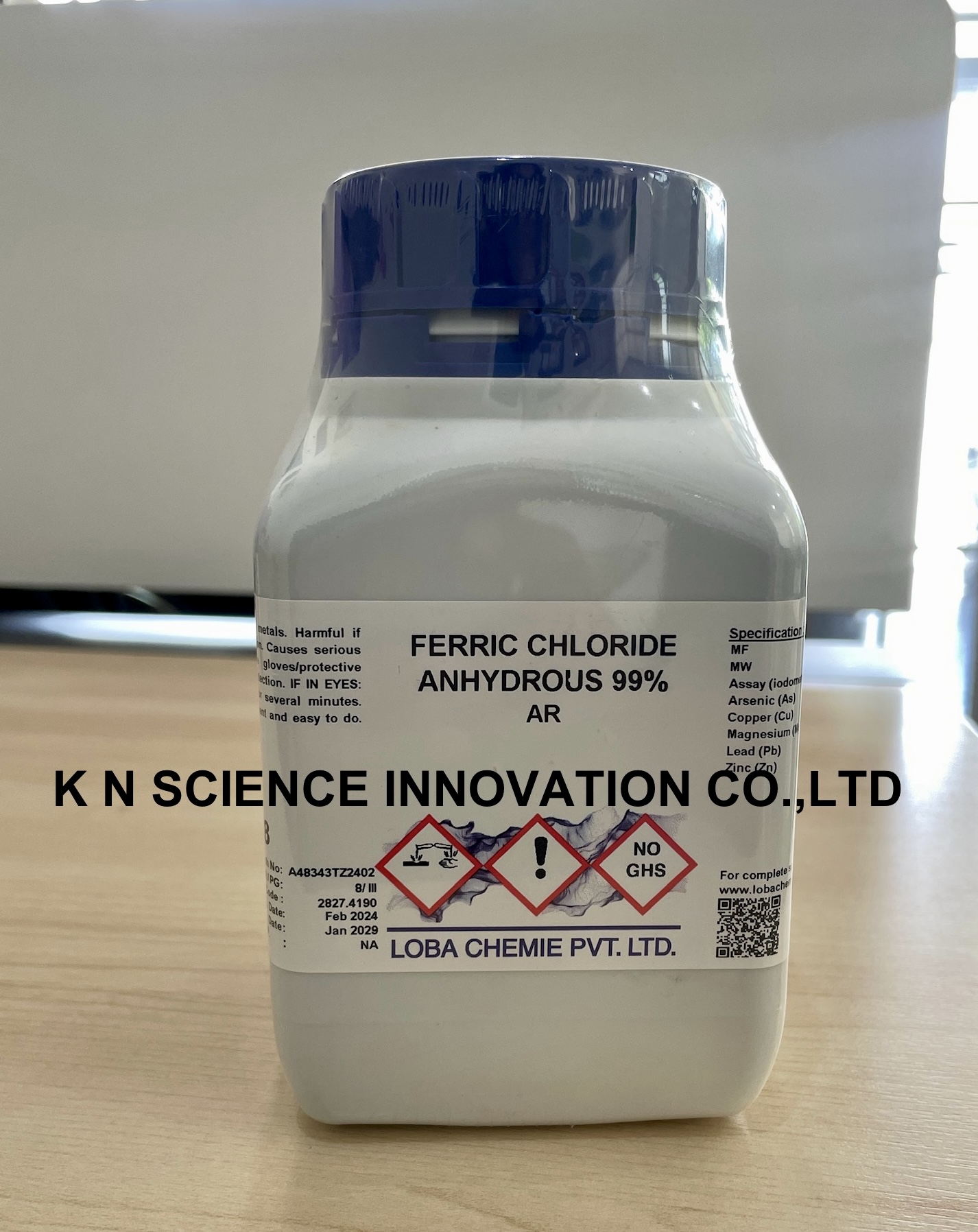 Ferric chloride anhydrous, AR (Iron (III) chloride anhydrous) , 500 g, Loba 0381800500