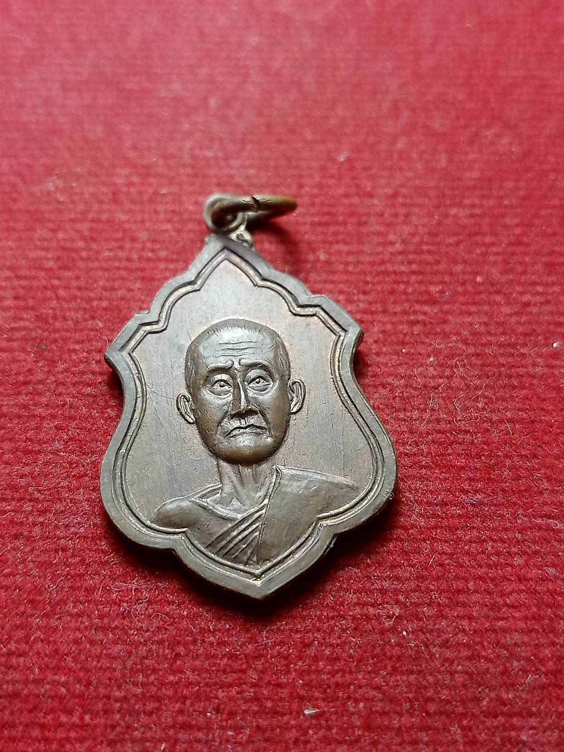 เหรียญหลวงพ่อสมบุญ งานผูกพัทธสีมา วัดหนองตาสาม จ.สุพรรณบุรี ปี 2517 (SKU-06465)