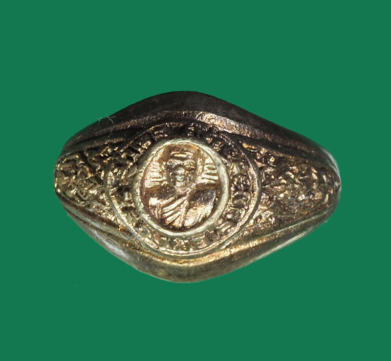 *30971 แหวนอาจารย์เลียบ วัดราษฏร์ศัทธาทำ(วัดทุ่ง) ลพบุรี เนื้อเงิน 69(พระโชว์)