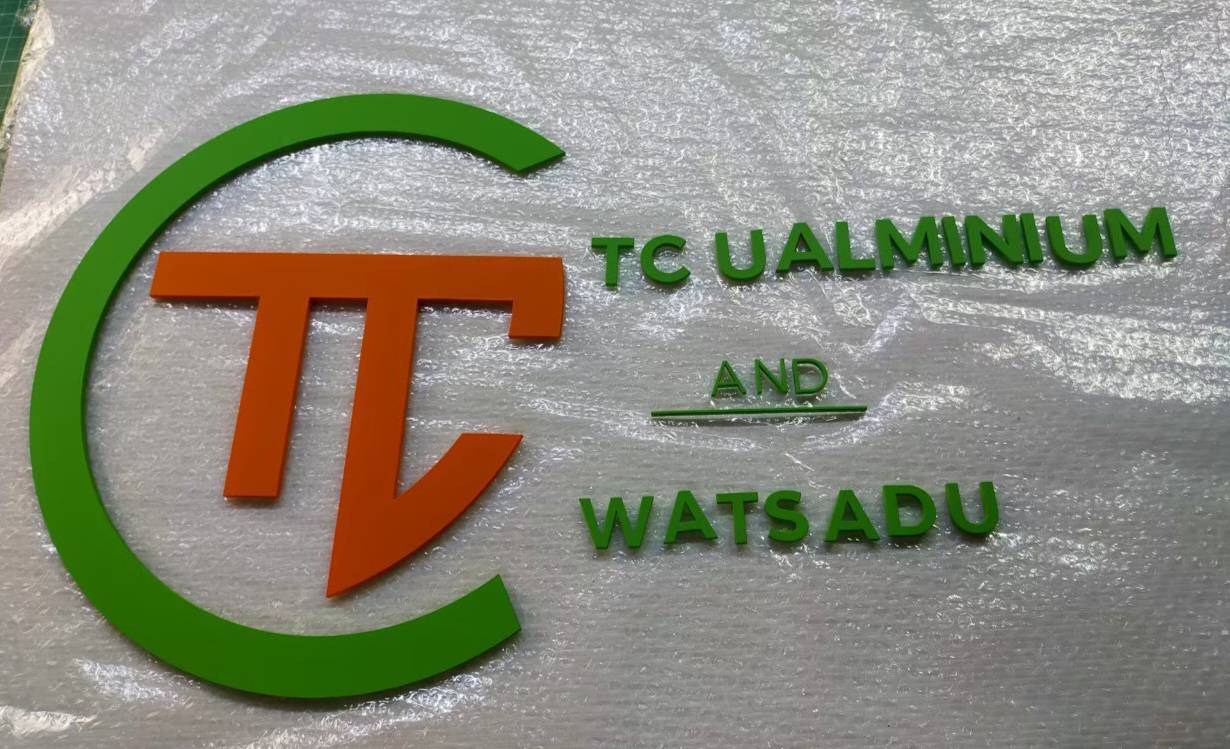 ป้ายอักษรพาสวู๊ดทำสี