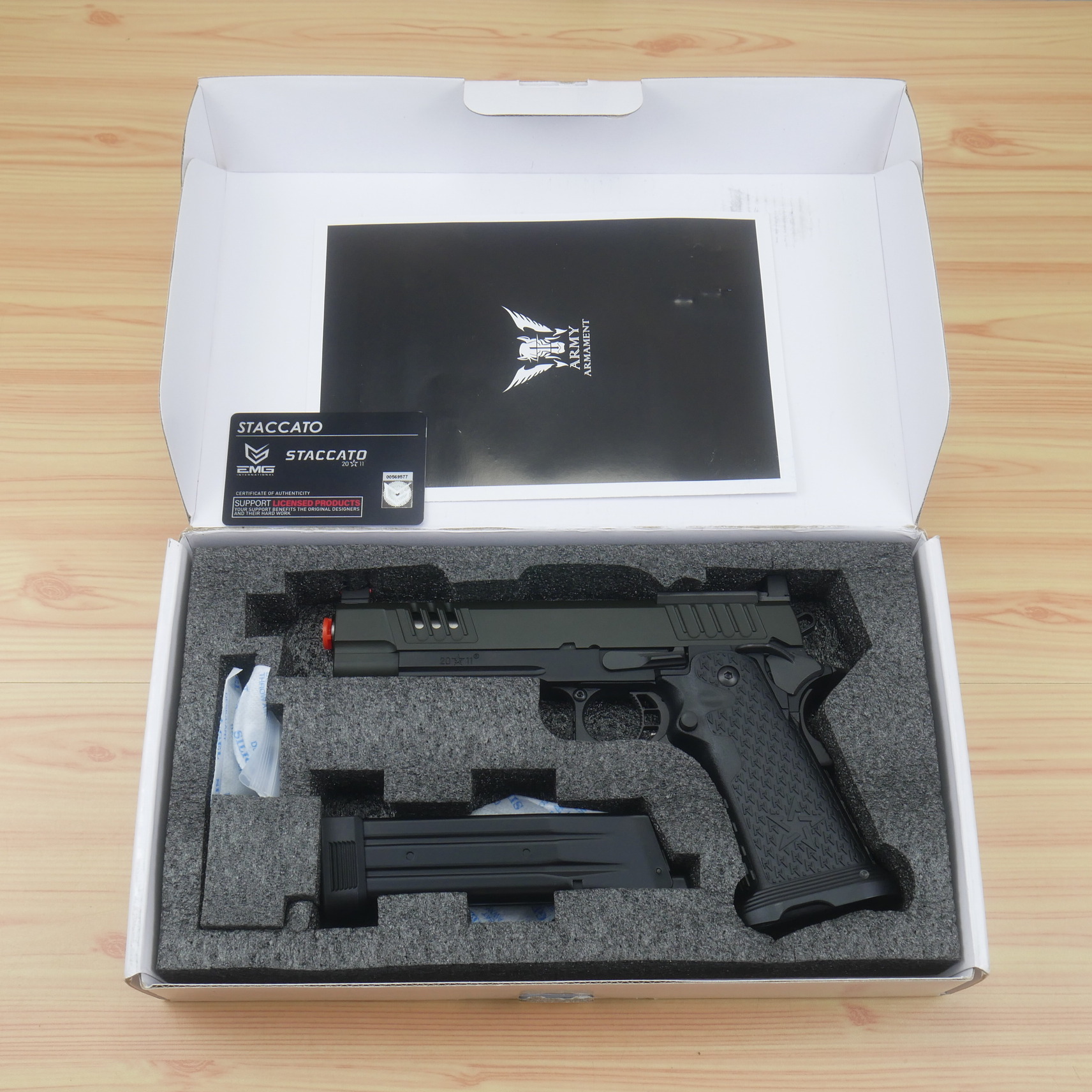 บีบีกันอัดแก๊ส EMG Army Armament R613 Staccato XL 2011 (VIP Grip) Red Dot Ready BB GUN