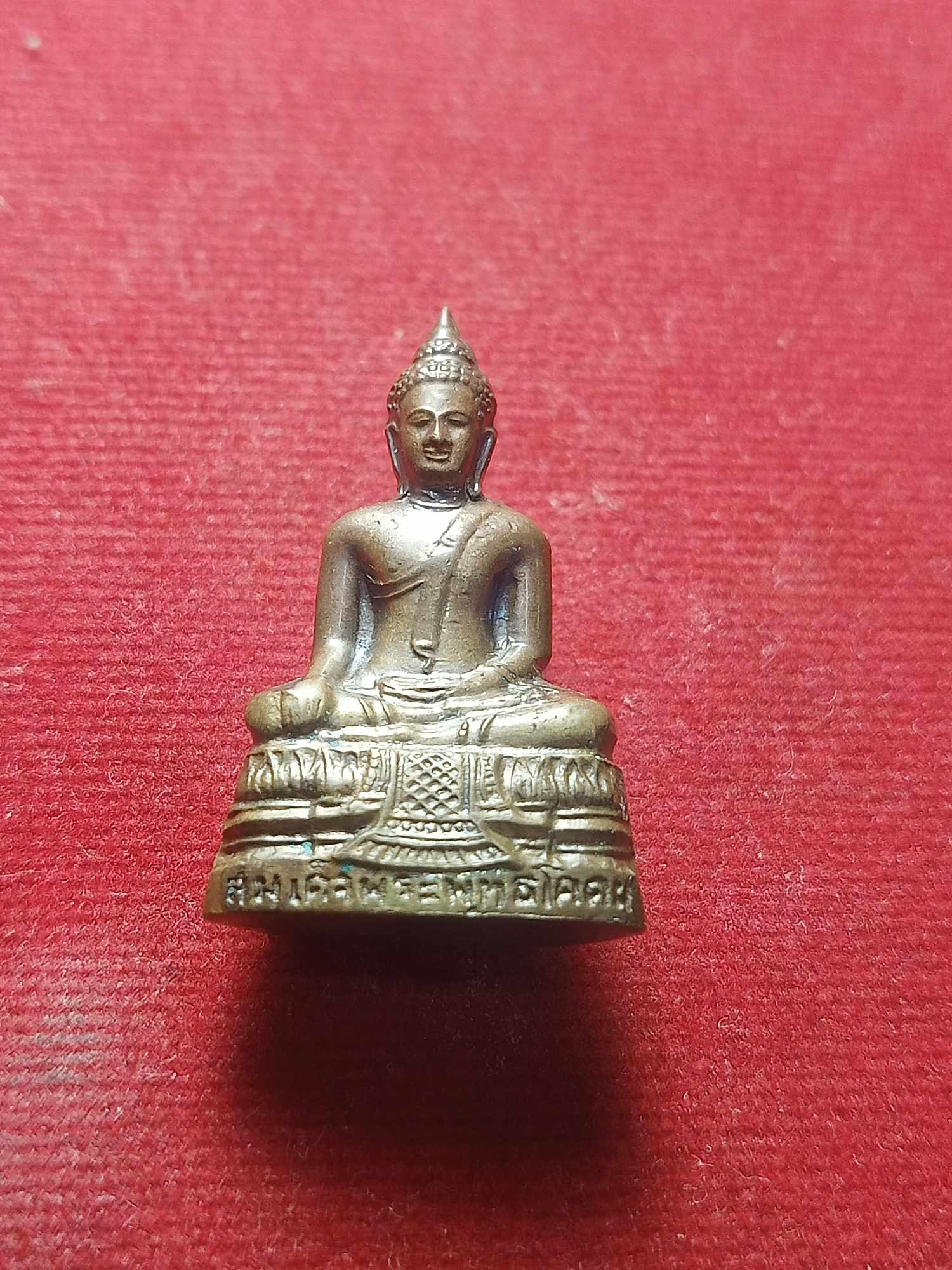 พระพุทธโคดม หลวงพ่อขอม วัดไผ่โรงวัว จ.สุพรรณบุรี (SKU-04577)