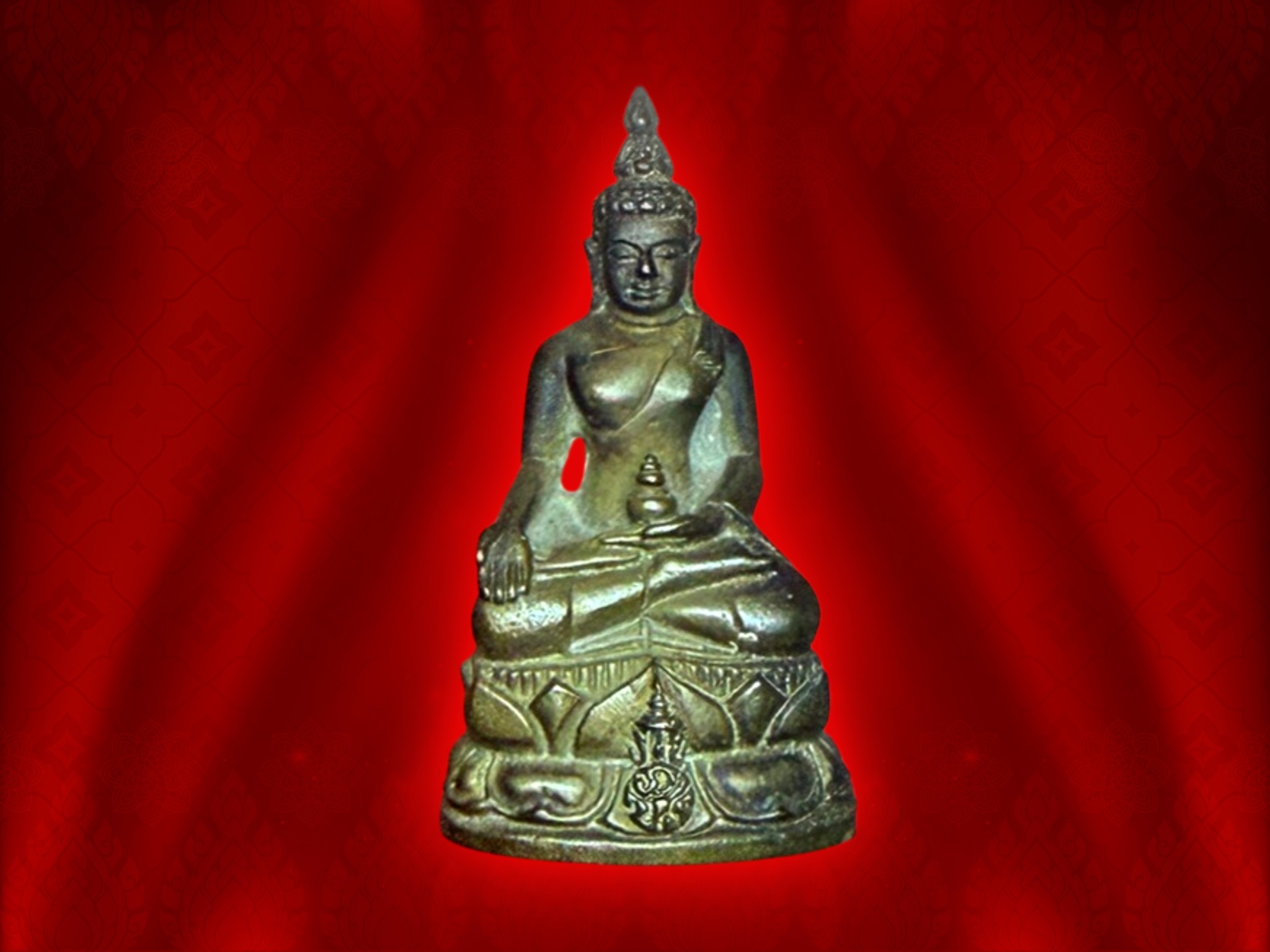 พระกริ่งไพรีพินาศ ภปร. รุ่นแรก เนื้อนวะโลหะ สร้าง ปี 2535 ใต้ฐานดอกปทุม ตอกโค๊ต ถ ที่ด้านหลัง พิธียิ่งใหญ่เข้มขลังสุดๆ ครับ