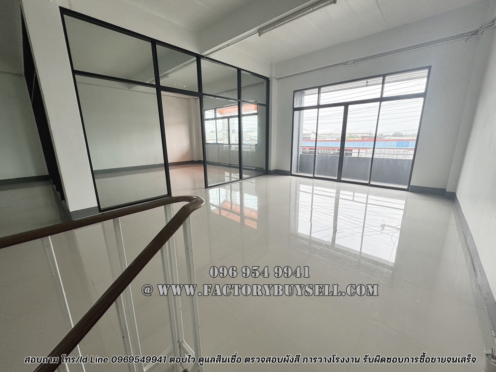 销售工厂,仓库,办公室,埃卡查路(Ekachai Road),Soi Cherd Mahachai Bang Nam Fresh,Samut Sakhon,新装修的建筑物准备工作了
