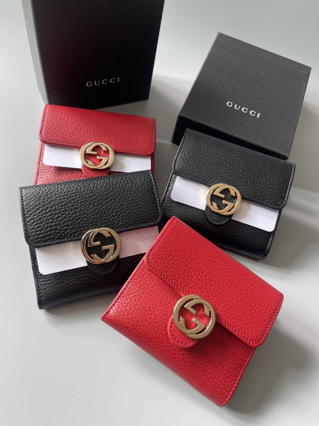 Gucci Interlocking Short Wallet