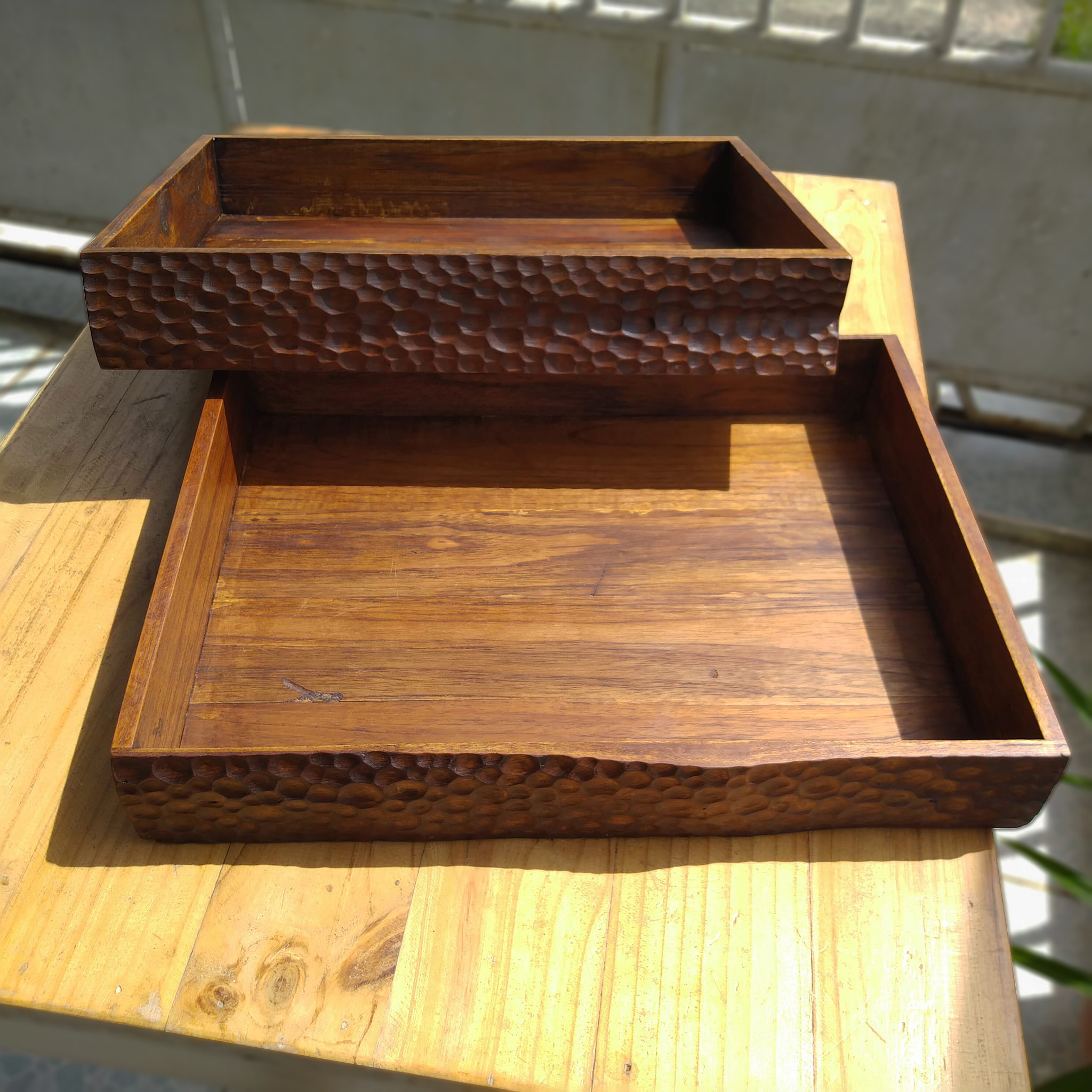 ถาดไม้สักเอนกประสงค์ สี่เหลี่ยม แกะลาย ถาดใหญ่ กระบะใส่วางของ ถ่ายพรอพ 1 ใบ Wooden Carved Big Large Rectangle Decor Tray