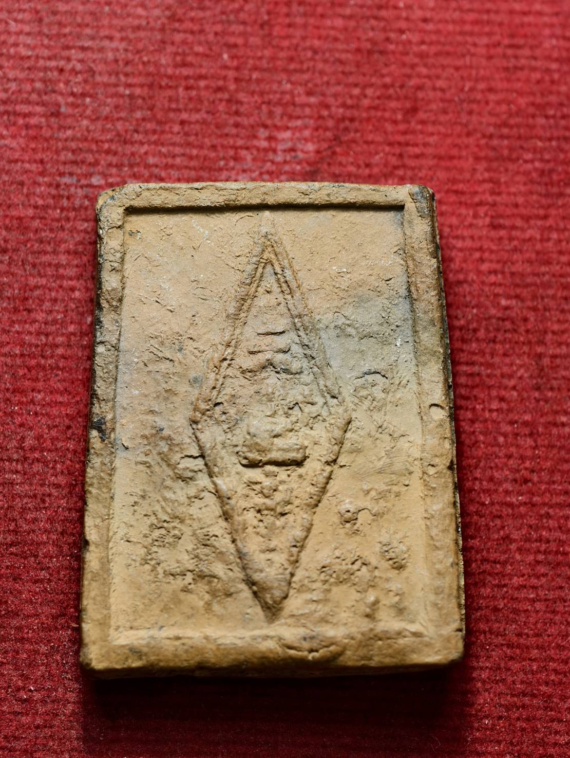 สมเด็จพระพุทธชินราชเนื้อผงน้ำมัน หลวงพ่อกวย ปลุกเสก ออกวัดราชนัดดา กรุงเทพ (SKU-13509)