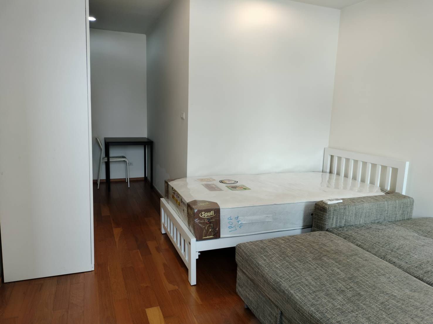 ให้เช่า (For Rent) คอนโด : เดอะ ไลน์ พหลโยธิน อาคาร A (Abstracts) ประเภท : Studio 1ห้องน้ำ พื้นที่ : 25 ตรม.