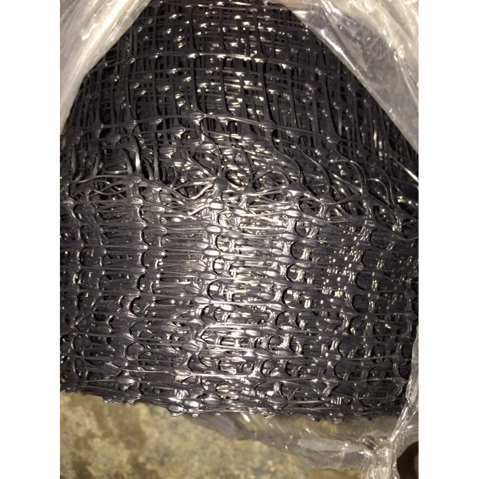 ตาข่ายเอ็นไก่ สี่เหลี่ยม ตา 3/4"x3/4" สีดำ (ราคารวมแวท) ตาข่ายล้อมไก่ ตาข่ายพลาสติก ไล่นกพิราบ ป้องกันนกพิราบ เอ็นล้อมกรงไก่