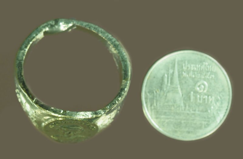 *39240 แหวนหลวงพ่อหิน วัดหนองนา พัฒนานิคม ชุบนิเกิล 69