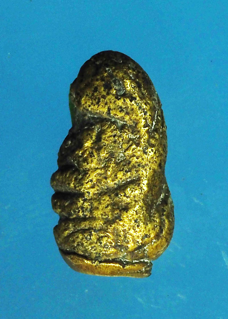 *28785 พระรูปหล่อลักษณะหล่อเก่าเป็นพระปิดตา หล่อไม่สมบูรณ์ เนื้อทองเหลือง ไม่ทราบที่ 8