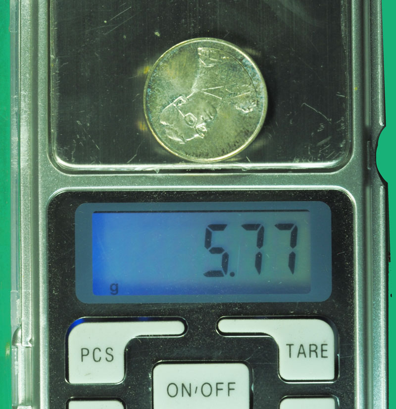 *36256 เหรียญเดินเทิดพระเกียรติในหลวงรัชกาลที่ 9 พ.ศ. 2527 เนื้อเงิน 10.1