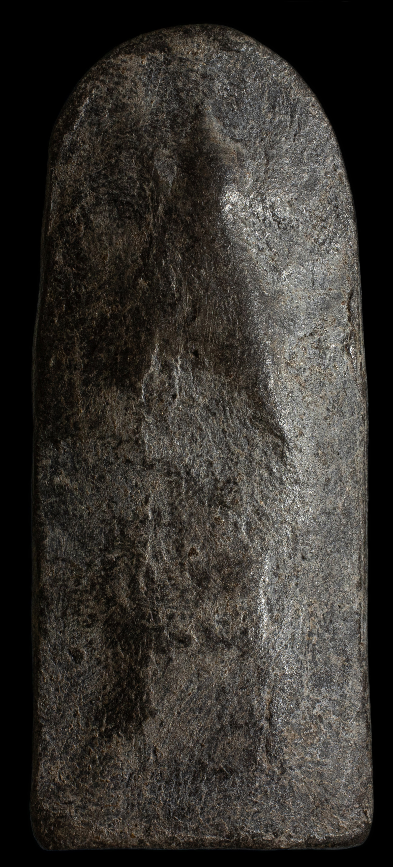 พระสิวลีพิมพ์หมวกกันน็อค หลวงพ่อกวย ยุคต้น เนื้อดินผสมผงใบลาน