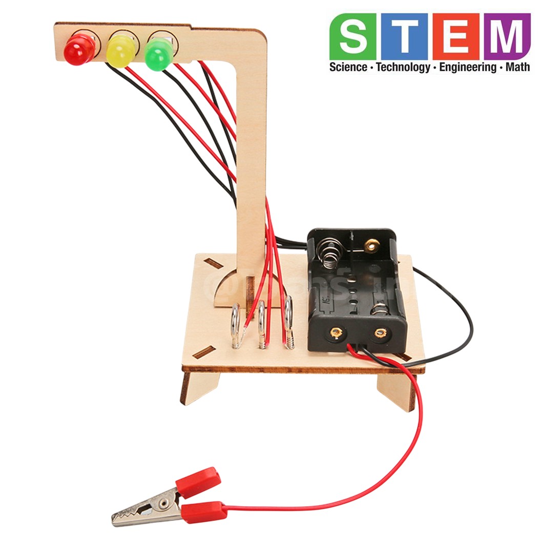 T-M46 ชุดประกอบไม้ ไฟจราจร Traffic Light Wooden Kit STEM Education ของเล่นเสริมทักษะ เสริมพัฒนาการ ชุดสัญญาณไฟจราจรทดลอง 3สี