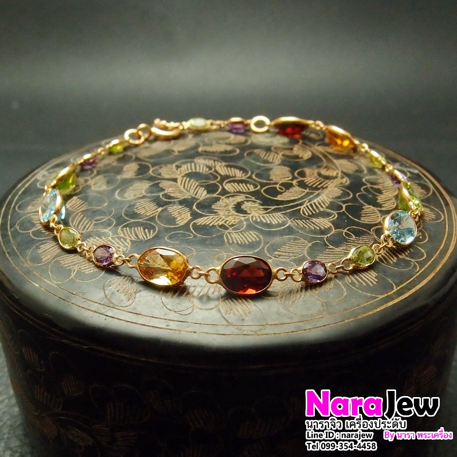 สร้อยข้อมือ ประดับพลอยแท้ 5 สี พลอยใหญ่คั่นด้วยพลอยเล็ก เพิ่มความหวานสดใส ออกมามีความโดดเด่น สวยสะดุดตา