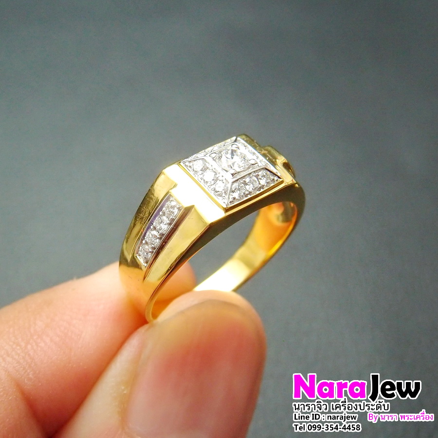 แหวนเพชรชาย ประดับเพชรแท้เบลเยี่ยมคัต เม็ดกลาง 0.13 กะรัต บ่าข้างประดับเพชรแท้