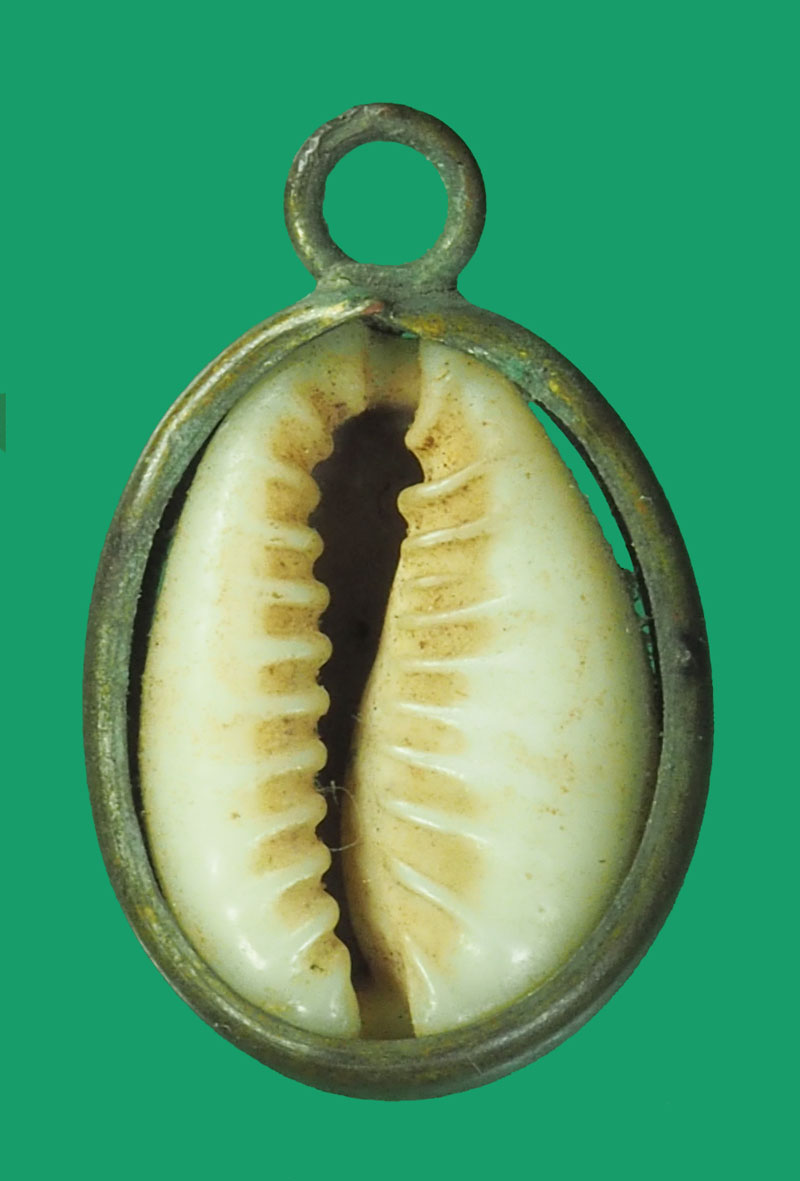 ขายแล้ว*33482 เบี้ยจั่นอธิษฐาน เป็นรูปแบบของเครื่องราง แม่ชีบุญเรือนวัดอาวุธ กรุงเทพ 12