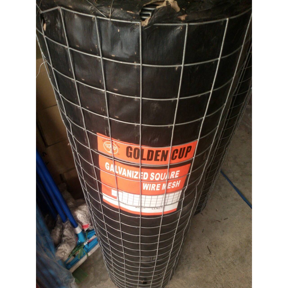 ลวดตาข่ายสี่เหลี่ยม ตรา ถ้วยแดง (ราคารวมแวท) กว้าง 90 ซม. ยาว 30 ม. ลวดเบอร์ 14 ขนาด 2x2x3 {รหัสสินค้า0102702903}