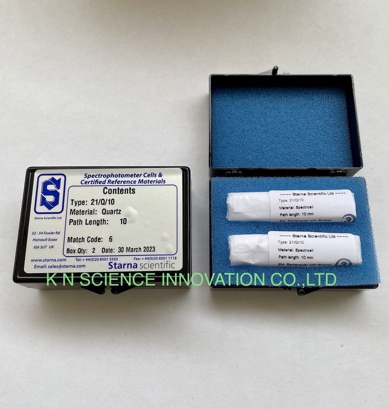 Quartz cuvette(คิวเวท ควอร์ต),STARNA CELLS 21-Q-10 Spectrophotometer Precision Standard Cell with Stopper, 10 mm Path Length, 3.5 mL Maximum Volume, 48 mm H x 12.5 mm W x 12.5 mm ยี่ห้อ Starna Scientific/UK (2 pcs/pack) (โทรสอบถามราคา) STA-2/21Q/10