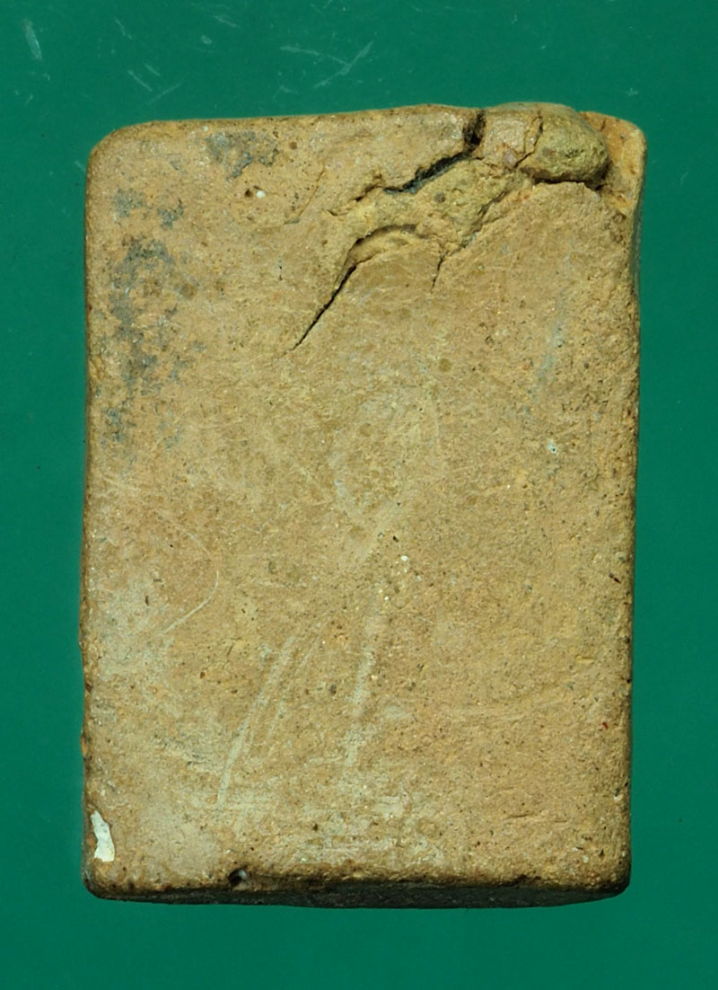 *29987 พระพุทธฐานผ้าทิพย์ เนื้อดิน เก่าไม่ทราบที่ 9.1