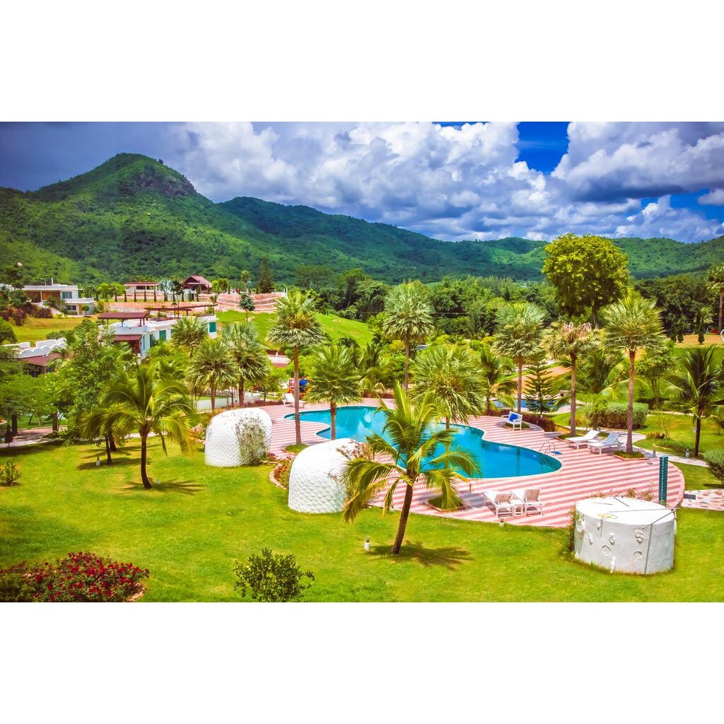 Swiss Valley Hip Resort สวนผึ้ง ราชบุรี รวมอาหารเช้า 2 ท่าน ฟรีกิจกรรม ขี่ม้า ยิงธนู ให้อาหารแกะ