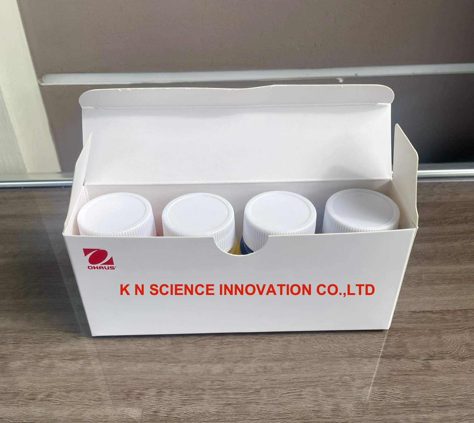 สารละลายบัฟเฟอร์ pH Buffer Mini Kits, 4 x 50ml, ยี่ห้อ OHAUS (สินค้าจัดโปรโมชั่นพิเศษ มีจำนวนจำกัด Exp.Date NOV/2026) 30643404