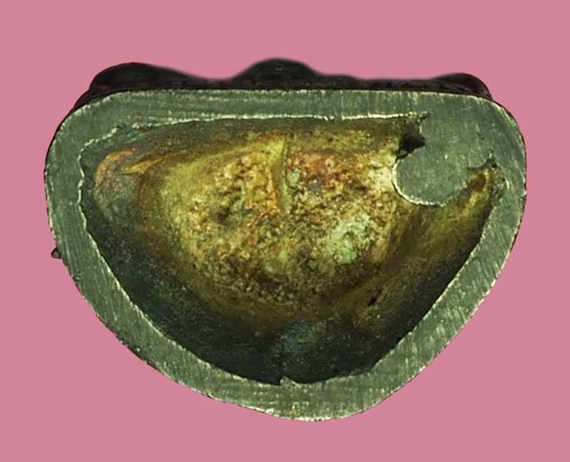 ขายแล้ว*37897 รูปหล่อหลวงปู่ชอบ วัดป่าสัมมานุสรณ์ เลย เนื้อเงิน 72