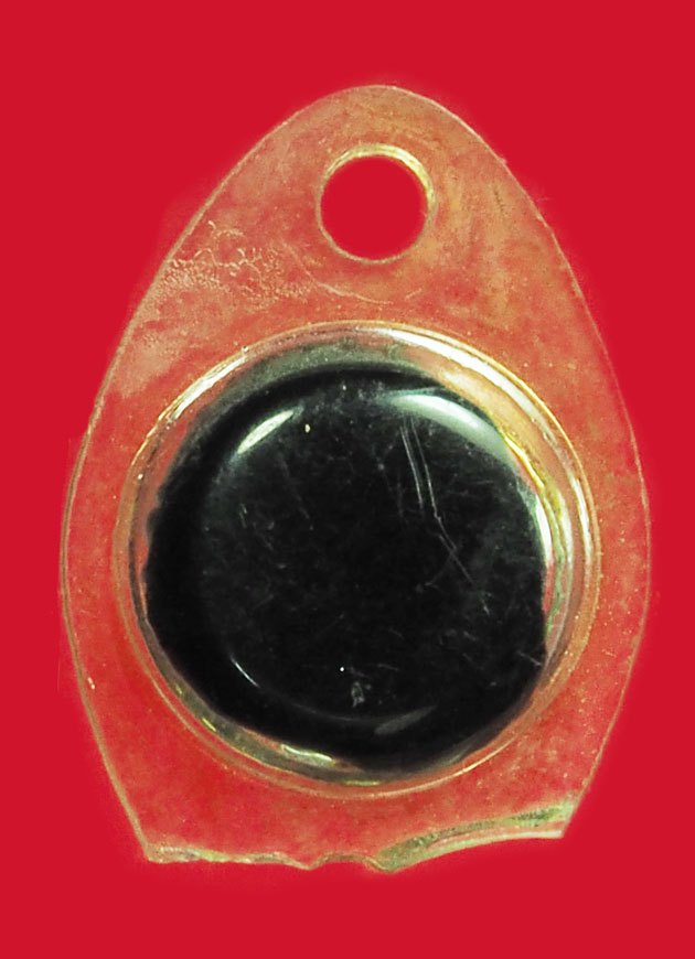 *39076 สีผึ้งหลวงพ่อทาบ วัดกระบกขึ้นผึ้ง ระยอง เลี่ยมพลาสติกเก่าวินเทจ 12