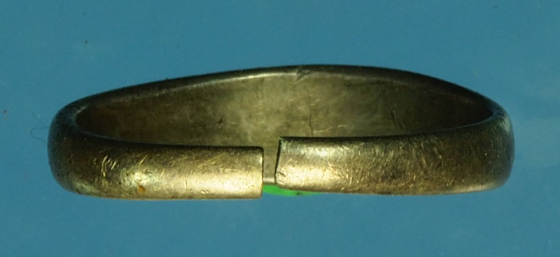 *28022 แหวนพระพุทธโสธร เนื้อเงิน เก่า ไม่ทราบปี สภาพใช้ 25