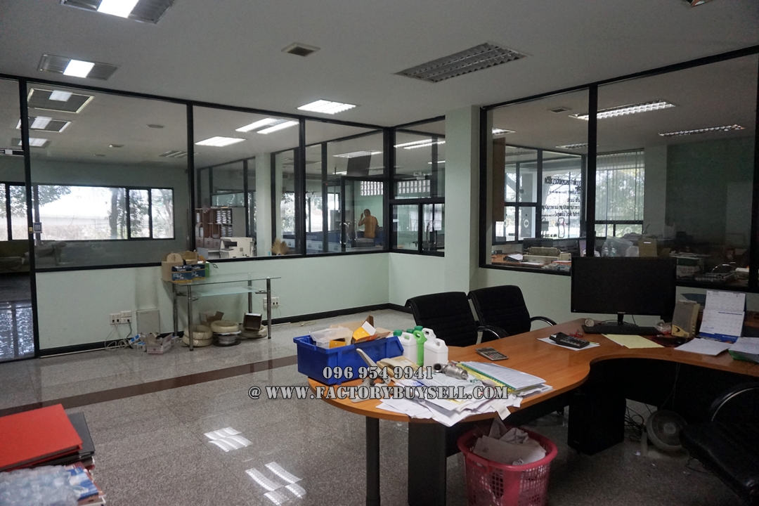 ขายสำนักงานและโกดัง ถนนเลี่ยงเมืองนนท์ ใกล้รถไฟฟ้า ใกล้สามแยก และ ตลาดอตก. 3