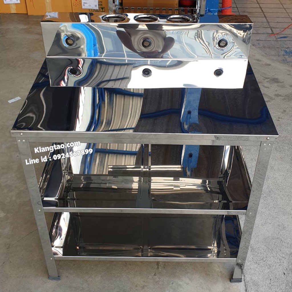 โต๊ะวางเตาแก๊สสแตนเลส 2 หัวเตา (2 ชั้น เรียบ) มีรูใส่ขวดน้ำปลา ขนาด 85*76*48 cm ยังไม่รวมรูใส่ขวดน้ำปลา