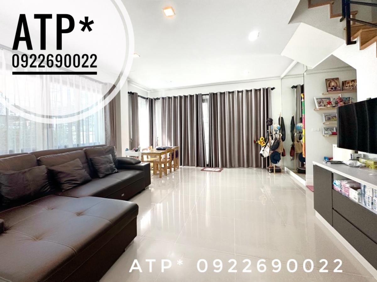 ขาย ศุภาลัย เอสเซ้นส์ ลาดพร้าว 107 บ้านแฝด 51.2ตรว/3ชั้น/3นอน/4น้ำ/2ห้องอเนกประสงค์/ห้องโถง/2ครัว/3ที่จอดรถ (บ้านทิศเหนือ)