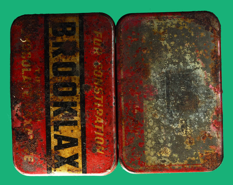 *33315 ตลับบุคส์แล็ก กล่องเล็ก จะหายากกว่ากล่องใหญ่ ยุค พ.ศ. 24XX ฝาปิดเปิดสมบูรณ์ไม่เสีย 17